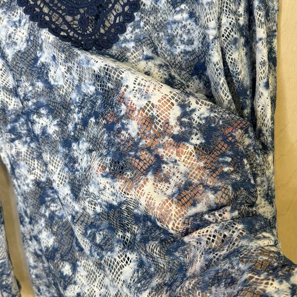 Joseph Ribkoff Blue and White Knit Top Size 4 - Picture 6 of 9